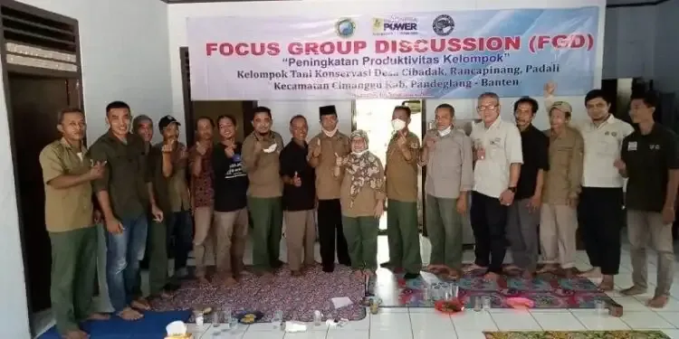 Encourages the Development of Conservation Farmer Groups